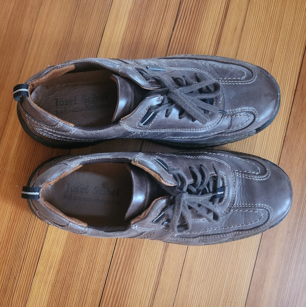 Men's Joseph Seibel Shoes. Size 40 (7.5-8) Made in Germany